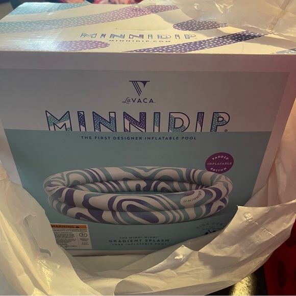 MINNIDIP Pool Minni-Minni - Gradient Splash
Discontinued style so cute!! - Picture 5 of 5